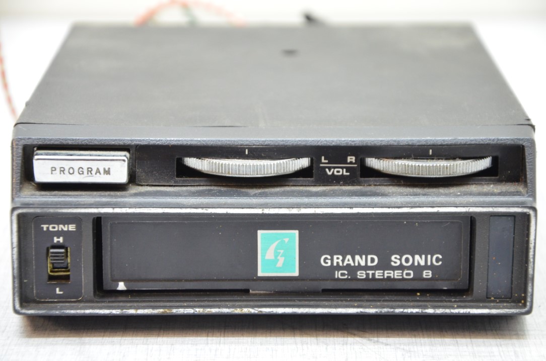 Grand Sonic IC Stereo Auto 8Track Speler
