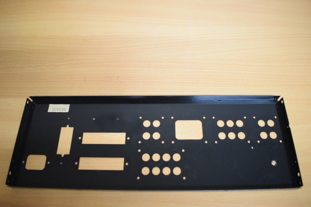 Sony TA-V4650 versterker – Achterpaneel