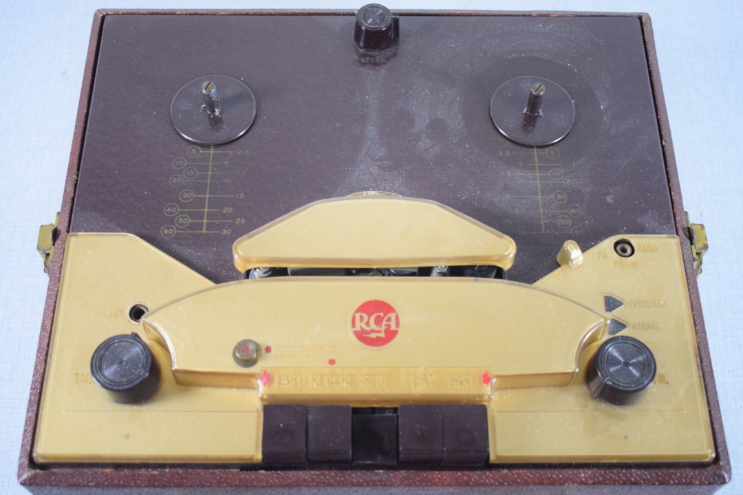 RCA SRT-301 Buizen Bandrecorder – 110 VOLT