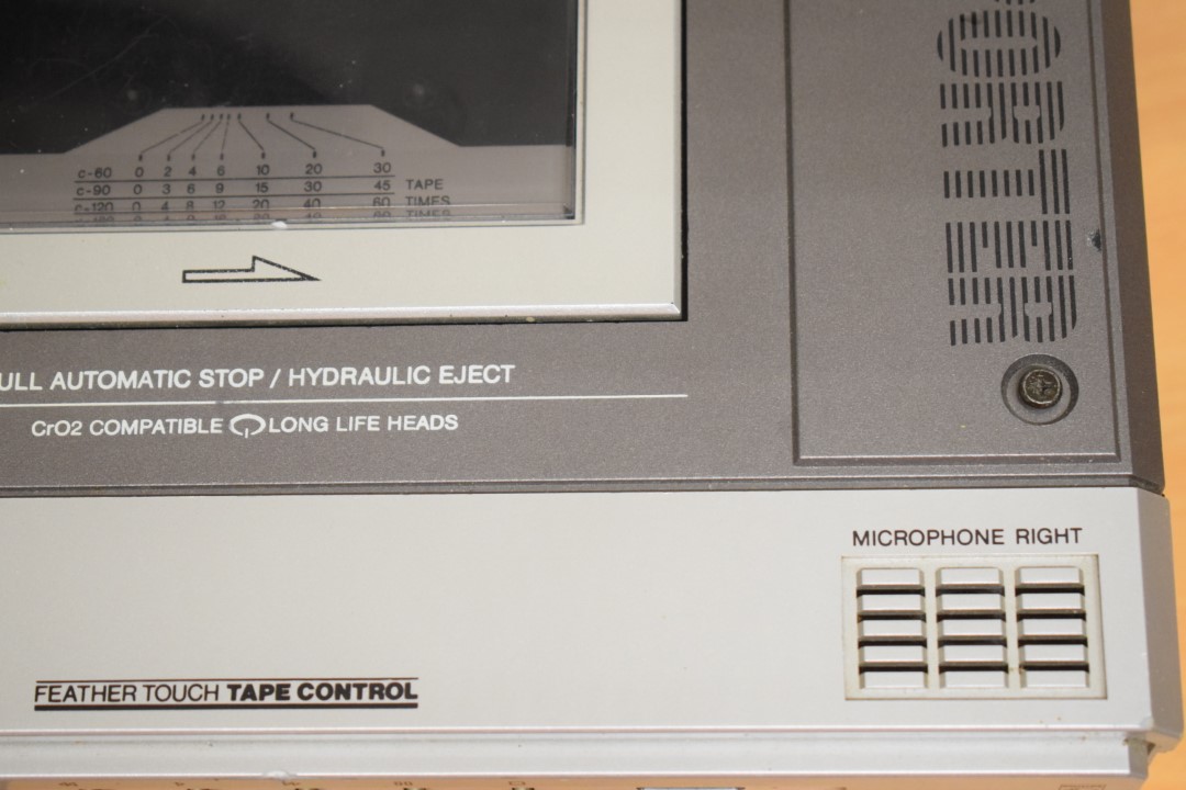 Zilveren Philips D6910 draagbaar cassettedeck 