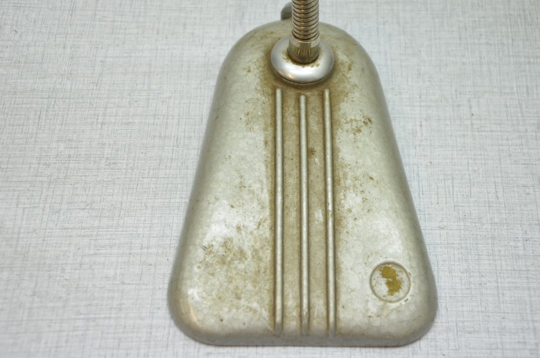 Oude microfoon, merk onbekend – Verzamelaarsobjekt