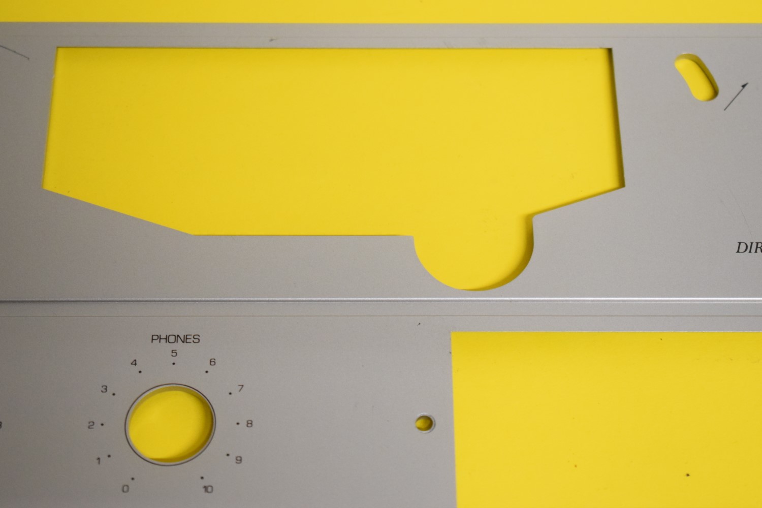 Philips N7150 Bandrecorder – onderste gedeelte frontplaat 