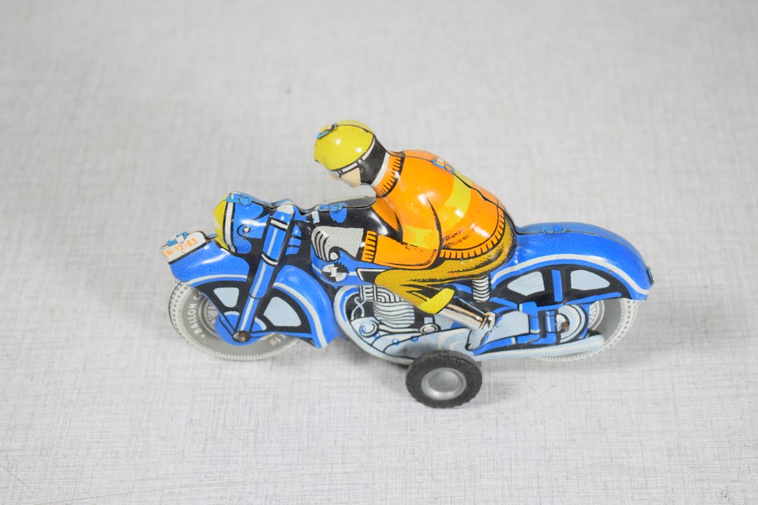 Tinnen speelgoed: Motorfiets – Nummer 03