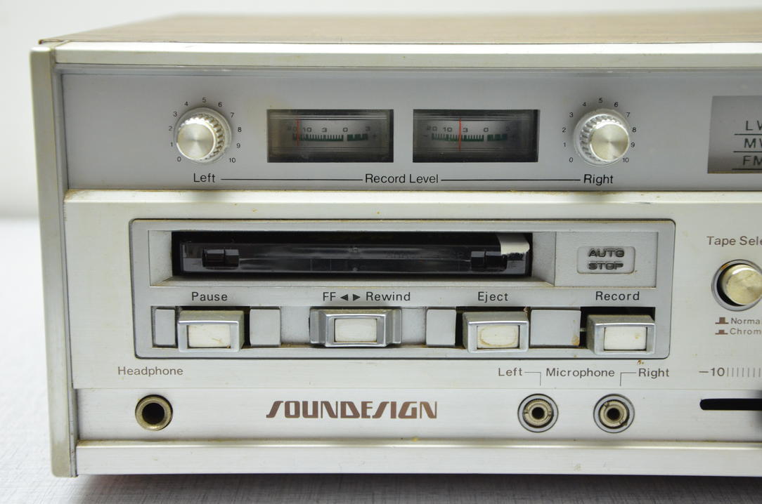 Soundesign 5556 Receiver / cassettedeck combinatie