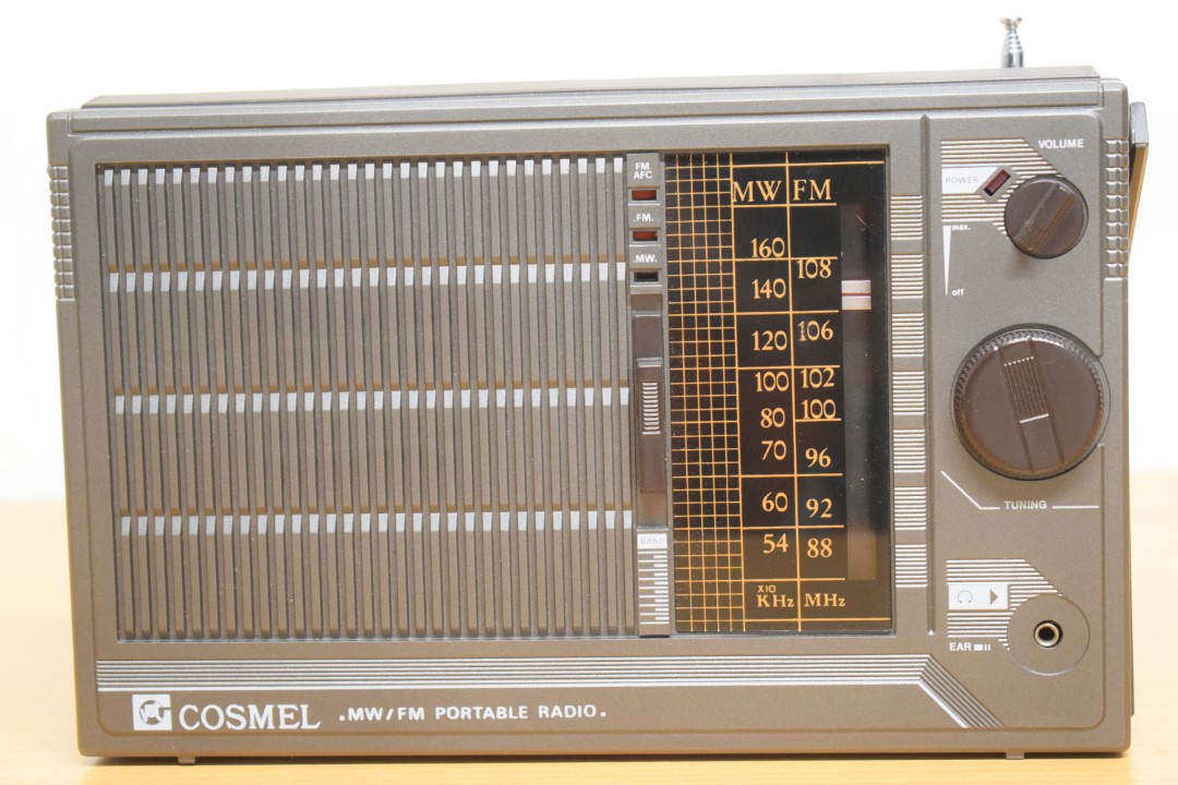 Cosmel TR-2050 Draagbare Radio – in originele verpakking