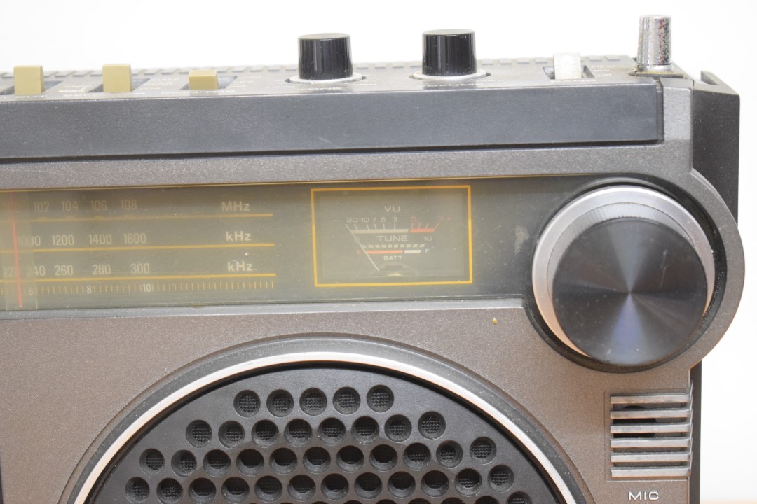 Akai AJ-350L Radio / Cassettedeck combinatie